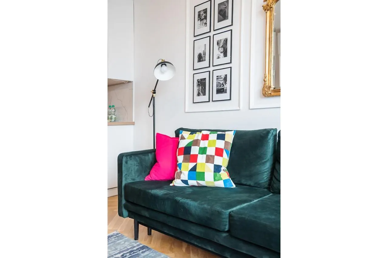 Chlodna Innovative Apartment Warsaw