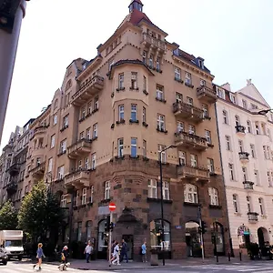 Centrum Lwowska Konukevi